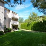 2 bed 2 bath home in Vernon Creek Village close to Kal Beach and golf in Vernon BC listed for sale by John Deak of Century 21 has new flooring & paint.