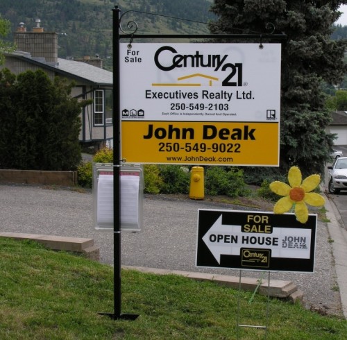 John Deak uses both traditional and cutting edge methods to bring exposure to your home for sale.