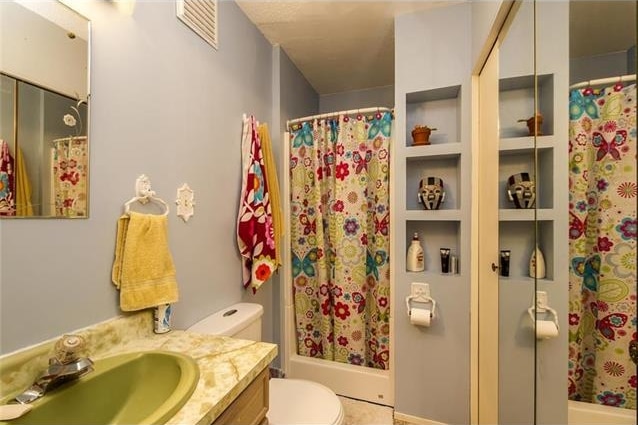 Ensuite Bathroom Vernon 4 bed 3 bath east hill home for sale vernon bc Ensuite Bathroom Vernon 4 bed 3 bath east hill home for sale vernon bc
