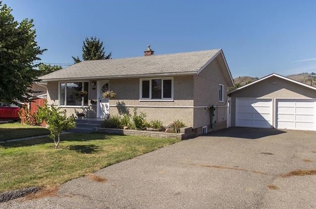 4 Bedroom 2 Bath Harwood Home For Sale Vernon BC