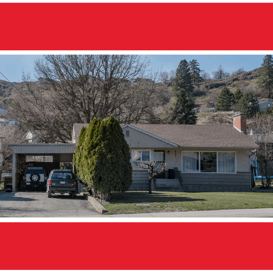 3706 Alexis Park Drive, Vernon BC Classic Alexis Park home for sale in Vernon BC. 3706 Alexi Park Drive, Vernon features 3 bedrooms up and a 1 bedroom basement suite - and a really big back yard! Currently rented, so you could make it an investment - or move in and make it yours!